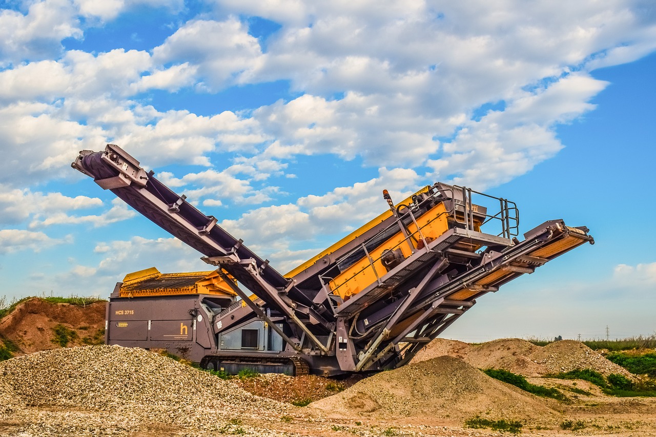 Mobile Crushing and screening plant